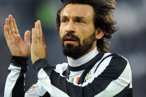 补时绝杀，球迷直接冲进球场，补时进球算不算总进球